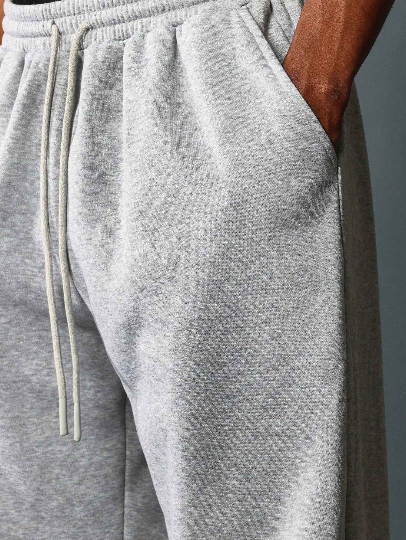 Crop Fit Overhead Hoodie And Contrast Colour Straight Fit Sweatpants 2 Piece Set