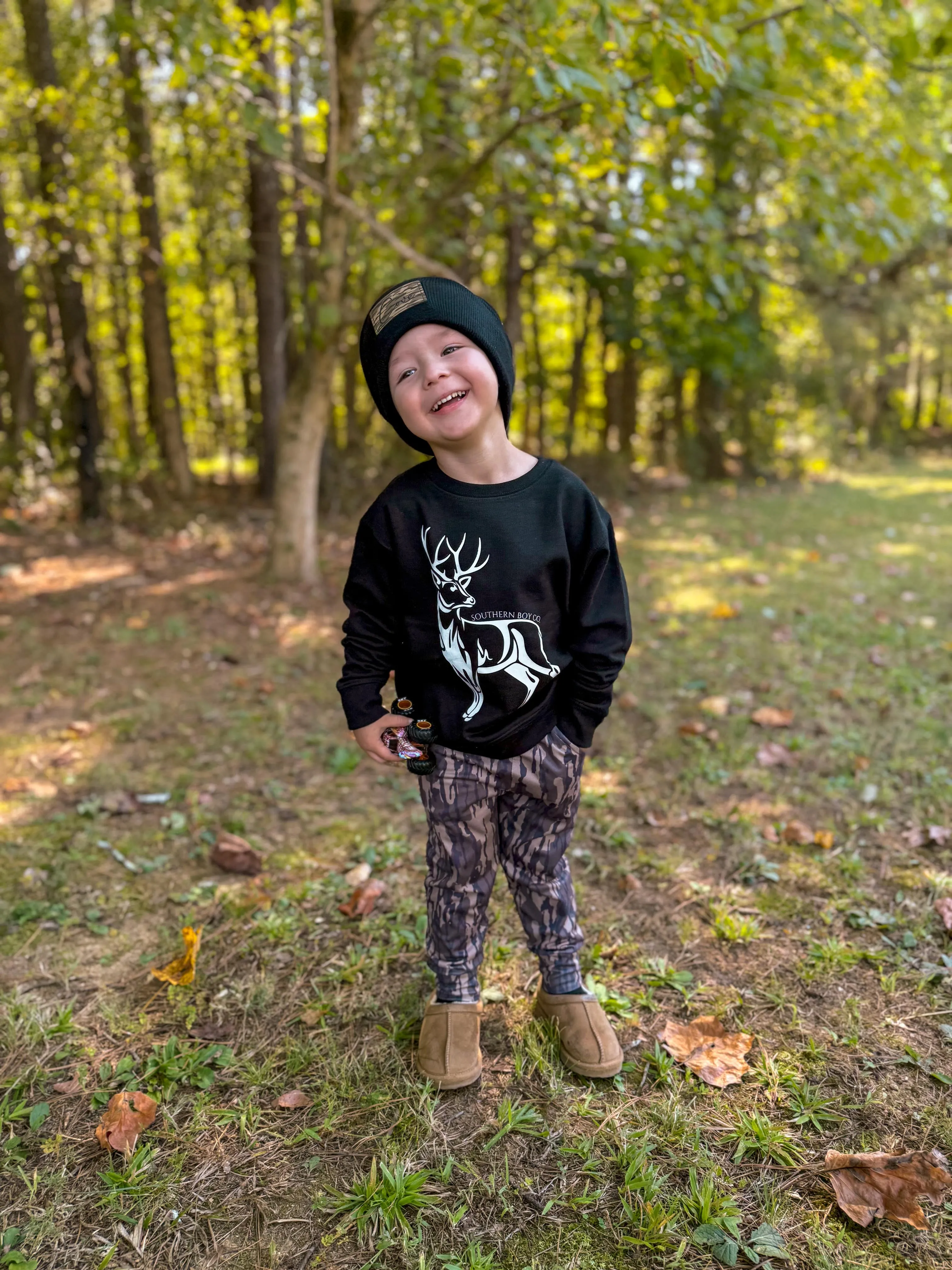 (SWEATSHIRT) SBC Deer Sketch Boys Fleece Sweatshirt